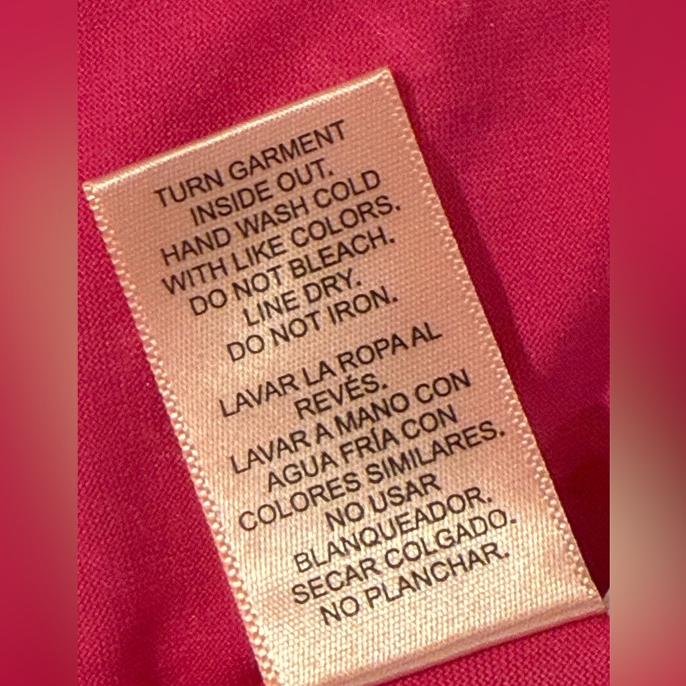 Juicy Couture NWT Size L Vibrant Pink Silky Juicy Short Sleeve Pajama Set (0671) - Picture 14 of 14